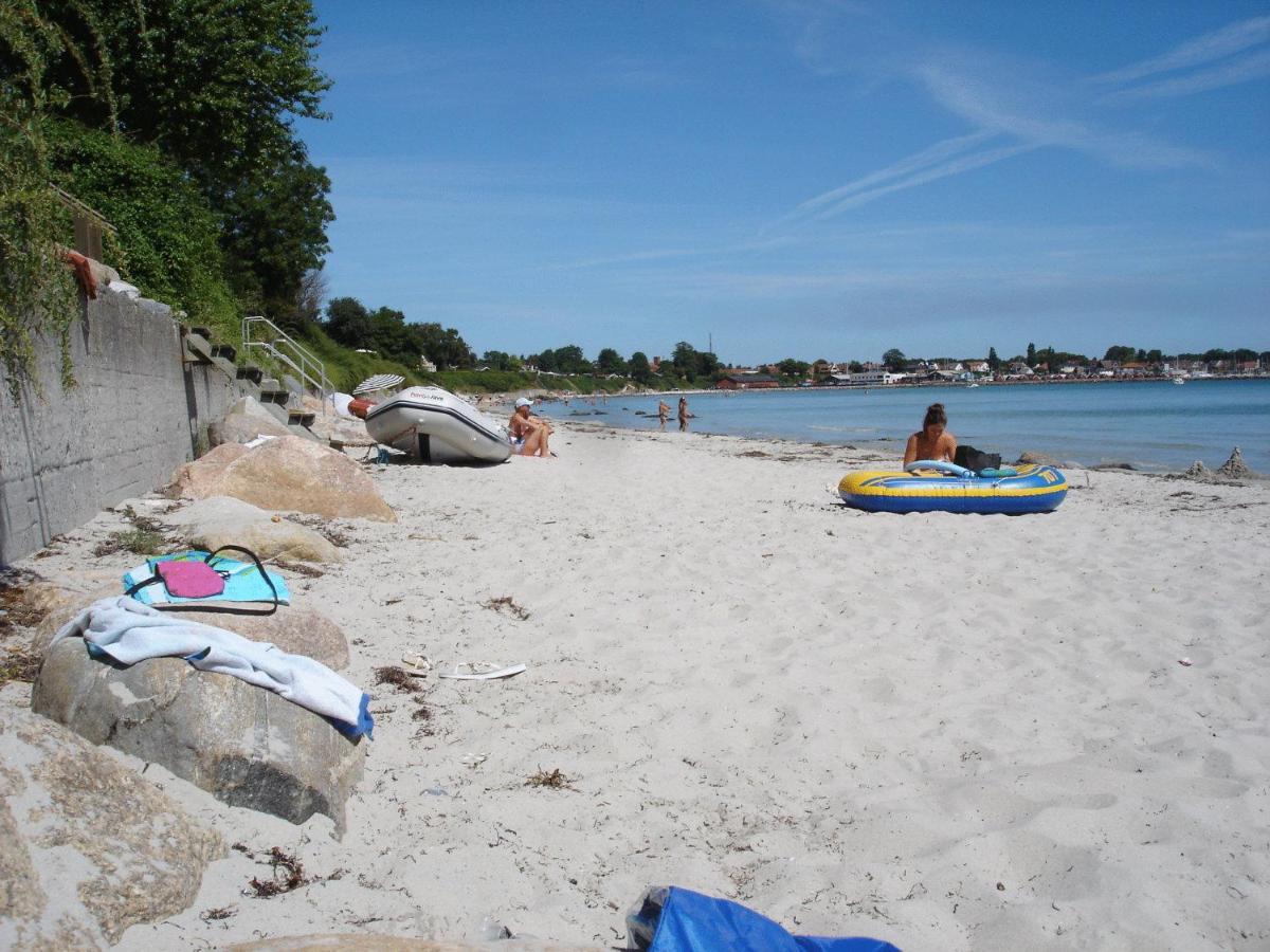 Rodvig Camping & Cottages Extérieur photo